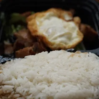 C13. Spicy Basil crispy pork