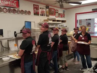 Mom's U-Bake Pizza