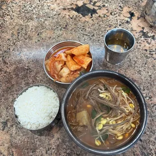 7. Spicy Beef Soup with Vegetable