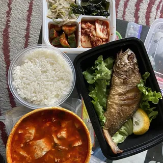 C8. Yellow Corvina & Tofu Comno