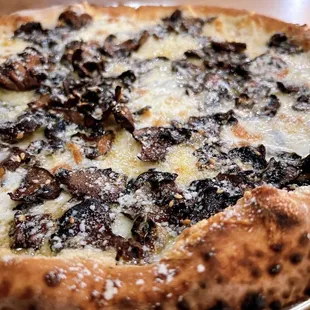 Umami Mama Pizza