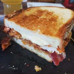 Hot chicken sandwich