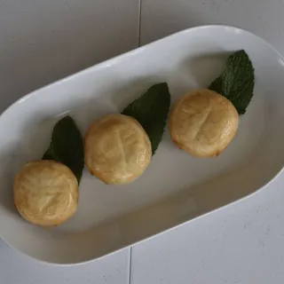 Chinese Custard Ball Doughnut