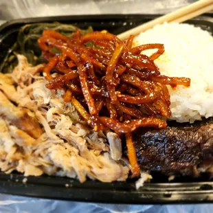 @Young's Fish Market; 12/15/2023.My Big Al's Bento 4my Lunch today, thnx Hubby David! I took out da Sweet Potato &amp; gave it 2David.Ono Taegu!