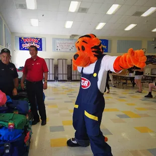 Backpacks for Kids: Help Fight Hunger