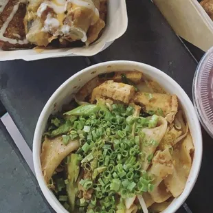 Tofu &amp; mushroom topped with green onion