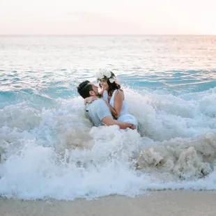 Kira &amp; Zach Stylized Engagement Shoot