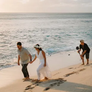 Kira &amp; Zach Stylized Engagement Shoot - BTS