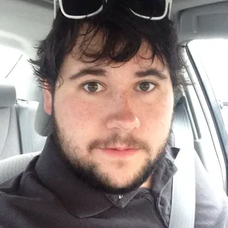Ian F.