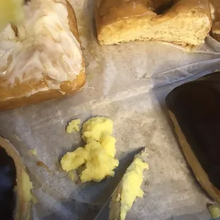 Thick clumpy custard, similar to pudding when you don&apos;t add enough milk. Not silky smooth.