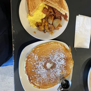 Breakfast with a HUGE pancake!