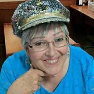 Cindy W.