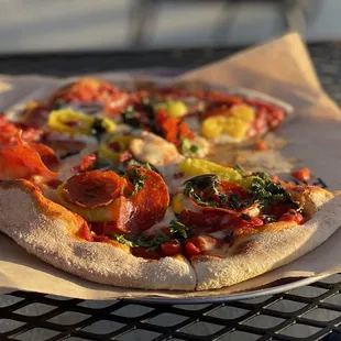 Absolutely incredible! Better than Marcos, or any other Pizza place in Brandon! You MUST check them out!