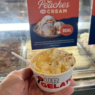PEACHES AND CREAM GELATO