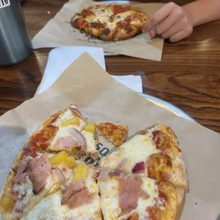 Two 7&quot; pizzas.   Perfect size for my daughter and myself.