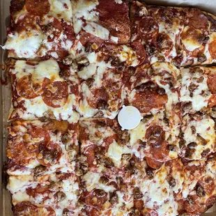 Sicilian Deep Dish Pizza