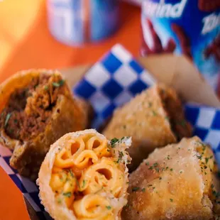 Mischievous (Mac and cheese) and the New Yorker