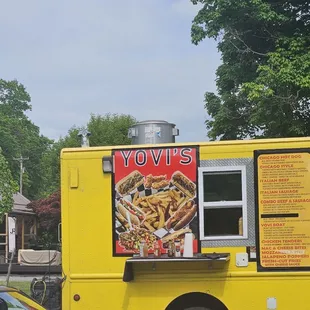 Yovi&apos;s food truck @ Big Sewickley Creek Brewery