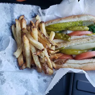 Try their Chi-town dawg!