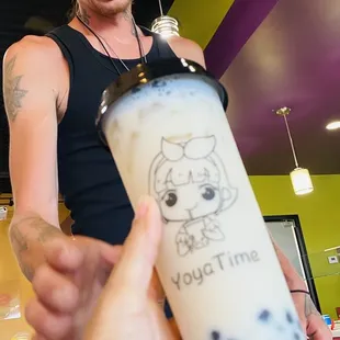 Yoya Self Service Frozen Yogurt and Bubble Tea