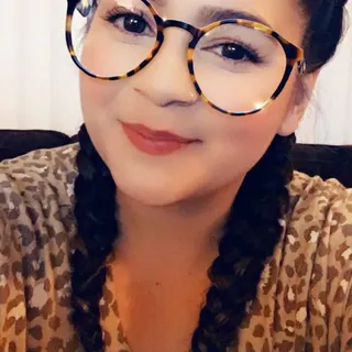Elicia F.