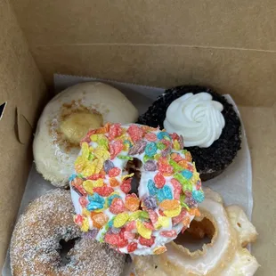 Creme Brûlée, Oreo, Blueberry, Fruity Pebbles, Glazed Old Fashioned