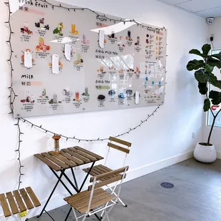 The interior | IG: happyfoodieoc