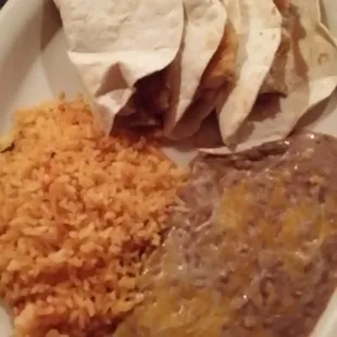 Fish tacos, pretty good:)