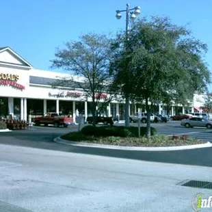 the outside of the restaurant