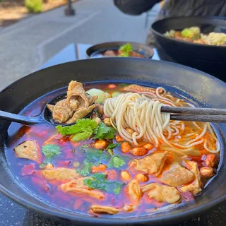 Signature Braised Pork Intestine Rice Noodles  红烧肥肠米线