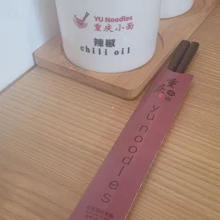 Cucumber with garlic sauce is so delicious.