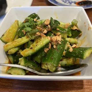 A7. Cucumber with Garlic Sauce