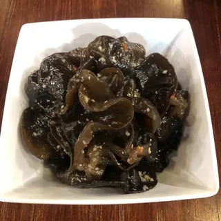 A8. Cripsy Fungus with Pickled Pepper
