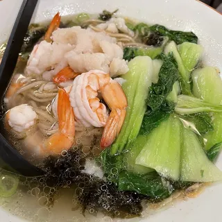 N12. Seafood Noodle Soup
