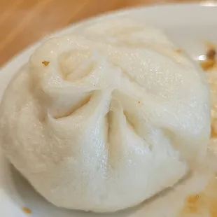 Steamed pork bun