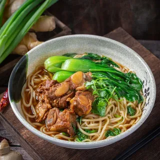Braised Spareribs Noodle Soup