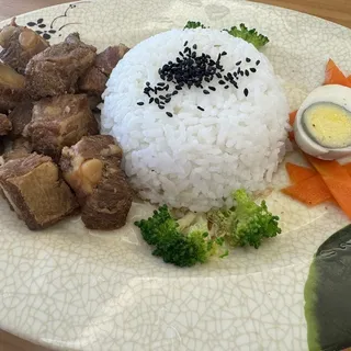 Braised Spareribs Over Rice