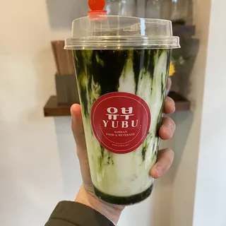 Iced Matcha Latte