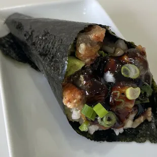 Eel Hand Roll