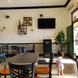 Not too much art, not too little.. juuuust enough.