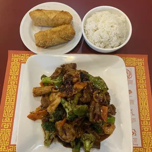 Yuen's Garden Chinese Restaurant