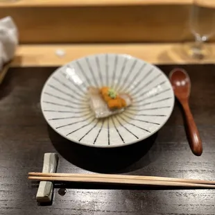 Perch with uni