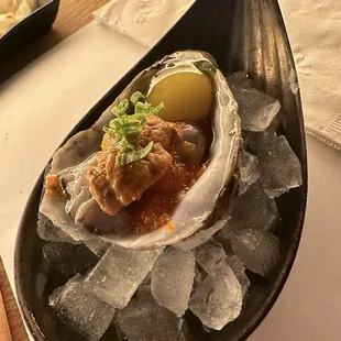 Oyster shooter with uni