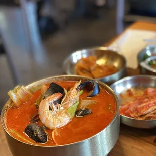 Seafood premium yukgaejang