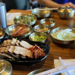 Premium Pork Belly Boiled in Various Herbs