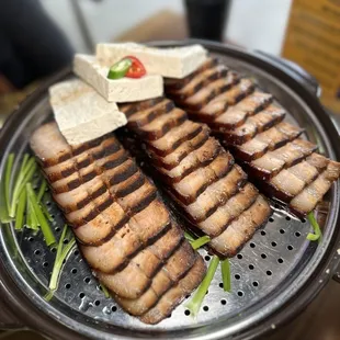 Premium Pork Belly Boiled in Various Herbs