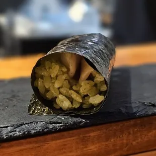 Scallop Handroll