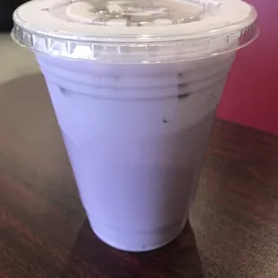 Hibiscus milk tea