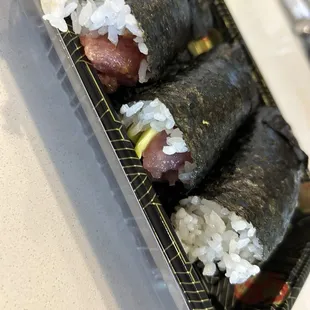 3 hand roll lunch special