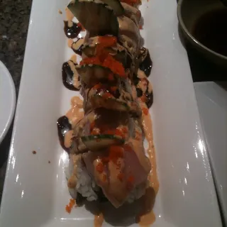 The Shark Roll (8 Pcs)